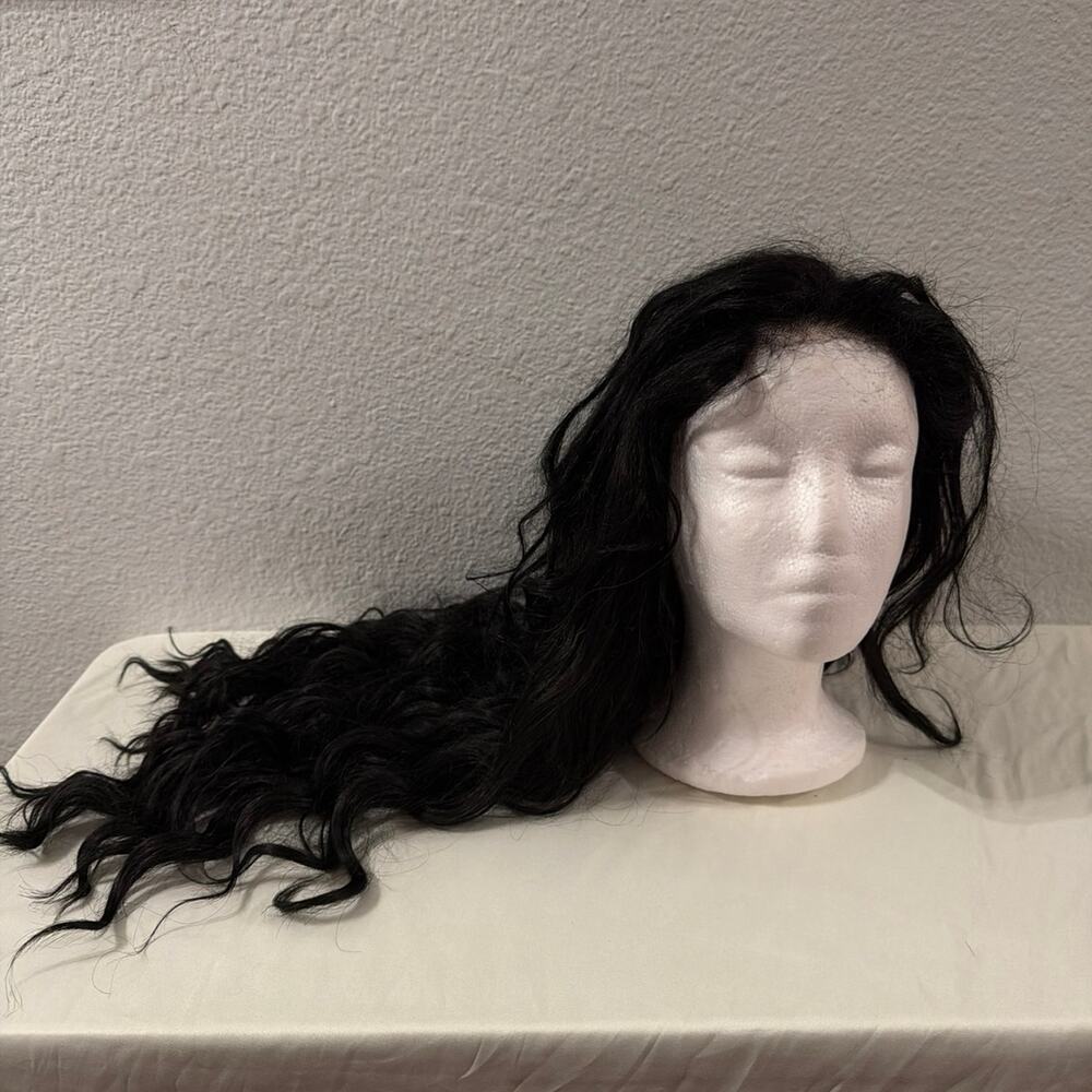 Long wavy black Synthetic Wig will need to be styled! 24 inch